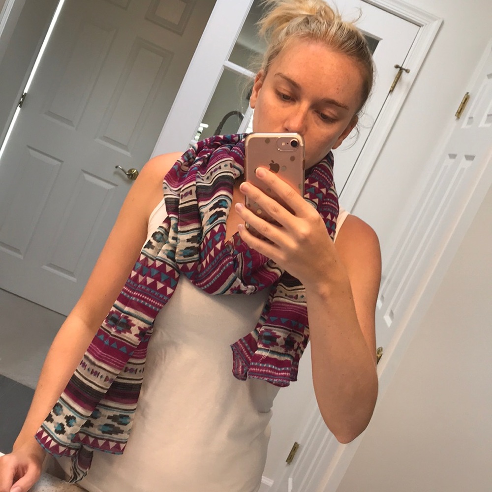 Pattern statement scarf